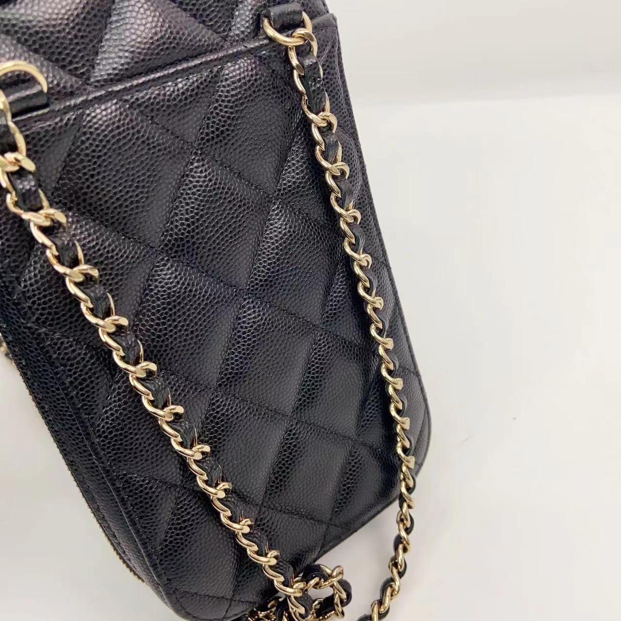 Rank AB ｜ CHANEL Caviar Skin Mobile Holder Shoulder Bag Black｜2302224