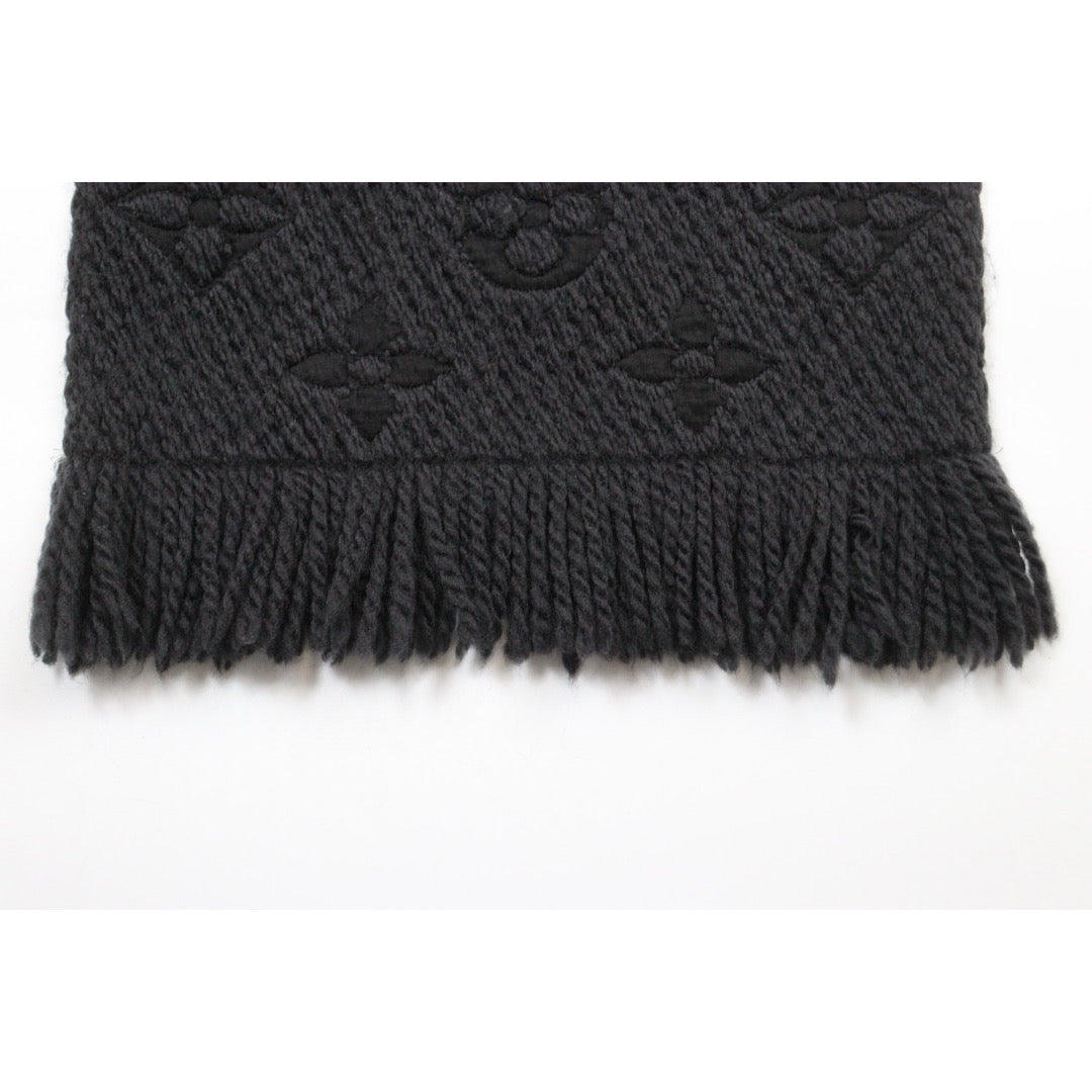Very Good ( Rank A) ｜LV Monogram Escharpe Logomania Black Scarf｜26021304
