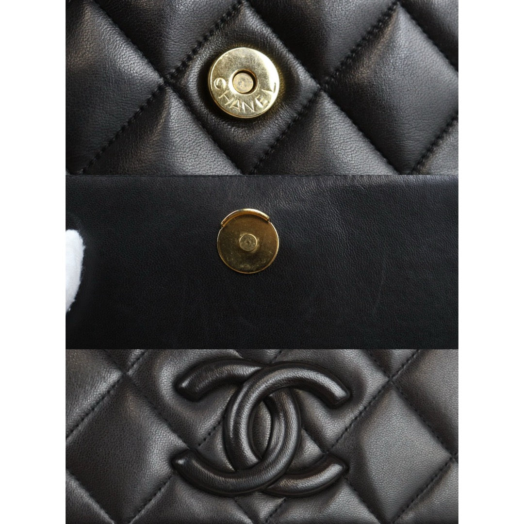 Very Good ( Rank A) ｜ CHANEL Lambskin Shoulder Bag Black Made In 1991～1994 Year ｜P24083007