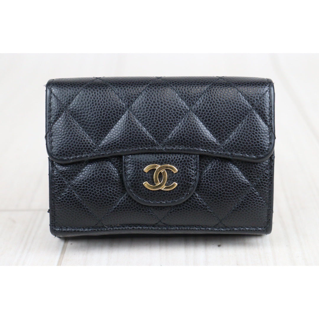 Rank A ｜Chanel Caviar Skin Black Compact Wallet Made In 2023 Year｜23101801