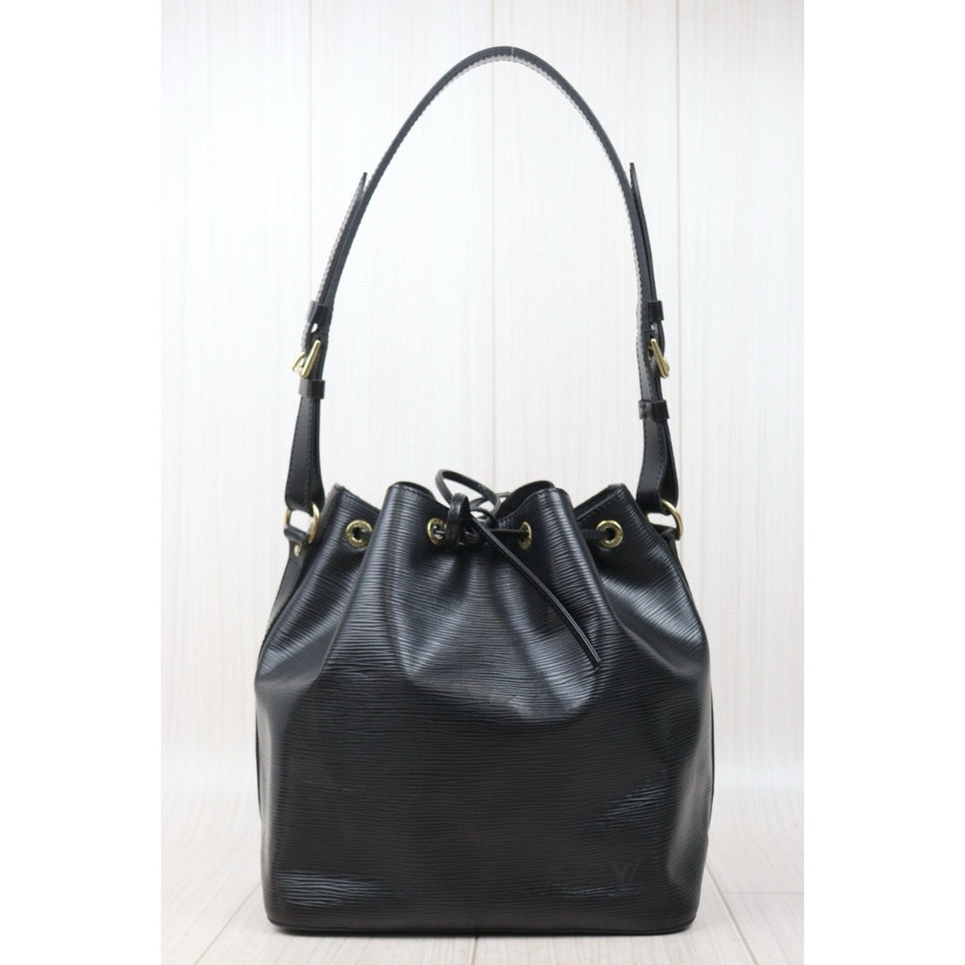 Good ( Rank AB)｜ LV Epi Noe Shoulder Bag Black｜25020602