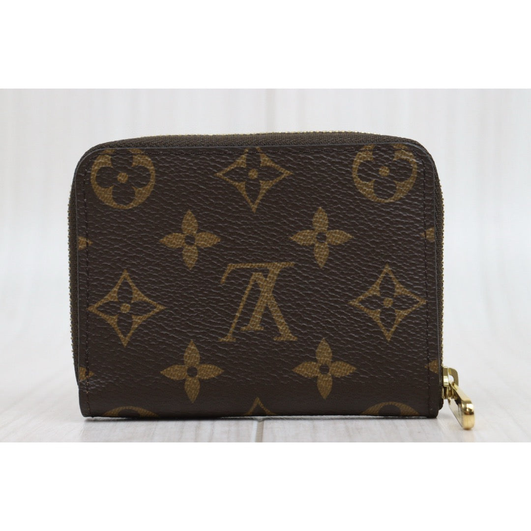 Very Good ( Rank A) ｜ LV Monogram  Wallet ｜25042106