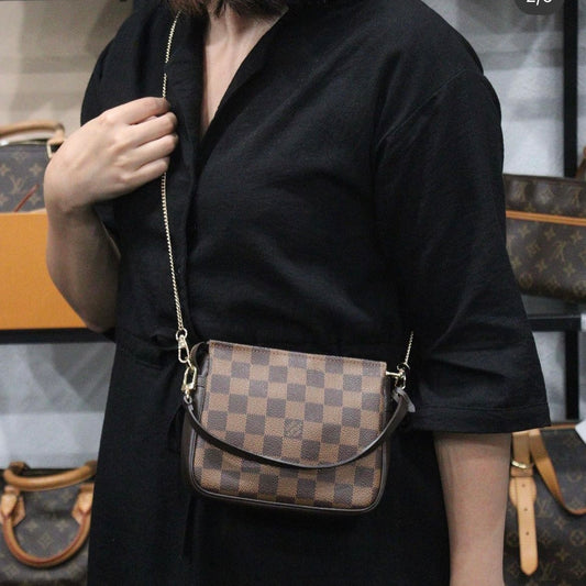 Rank A ｜ LV Damier Truth make up｜A23082802