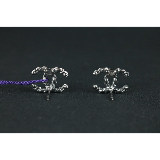 Include Authentic Detective Certificate of Authenticity｜Very Good ( Rank A) ｜ CHANEL A22P Coco Mark  White Enamel Earrings Made In 2022Year ｜S26013102