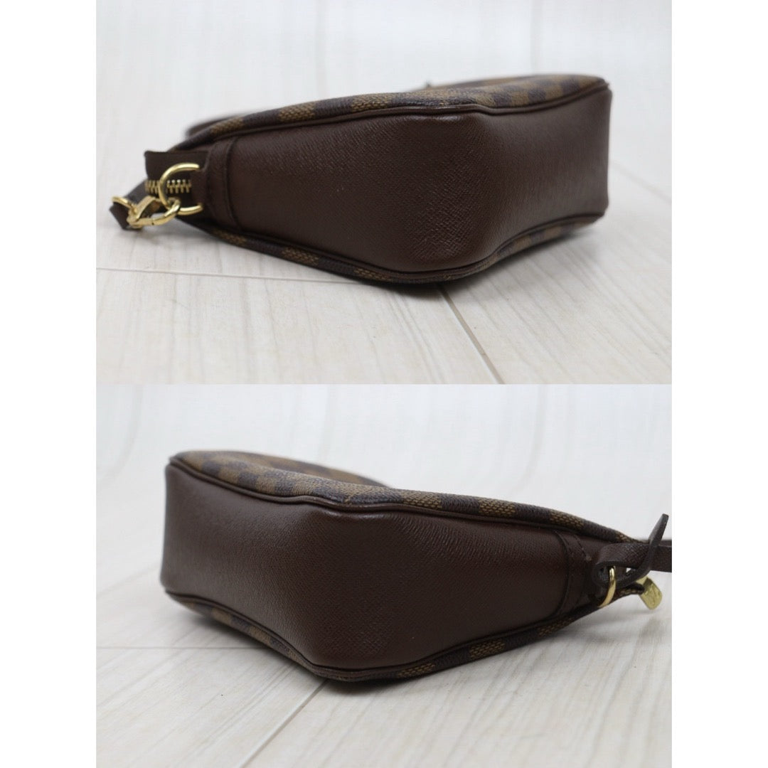 Include Entrupy Certificate of Authenticity｜Very Good ( Rank A)｜ Louis Vuitton Damier Truth make up ｜26011305