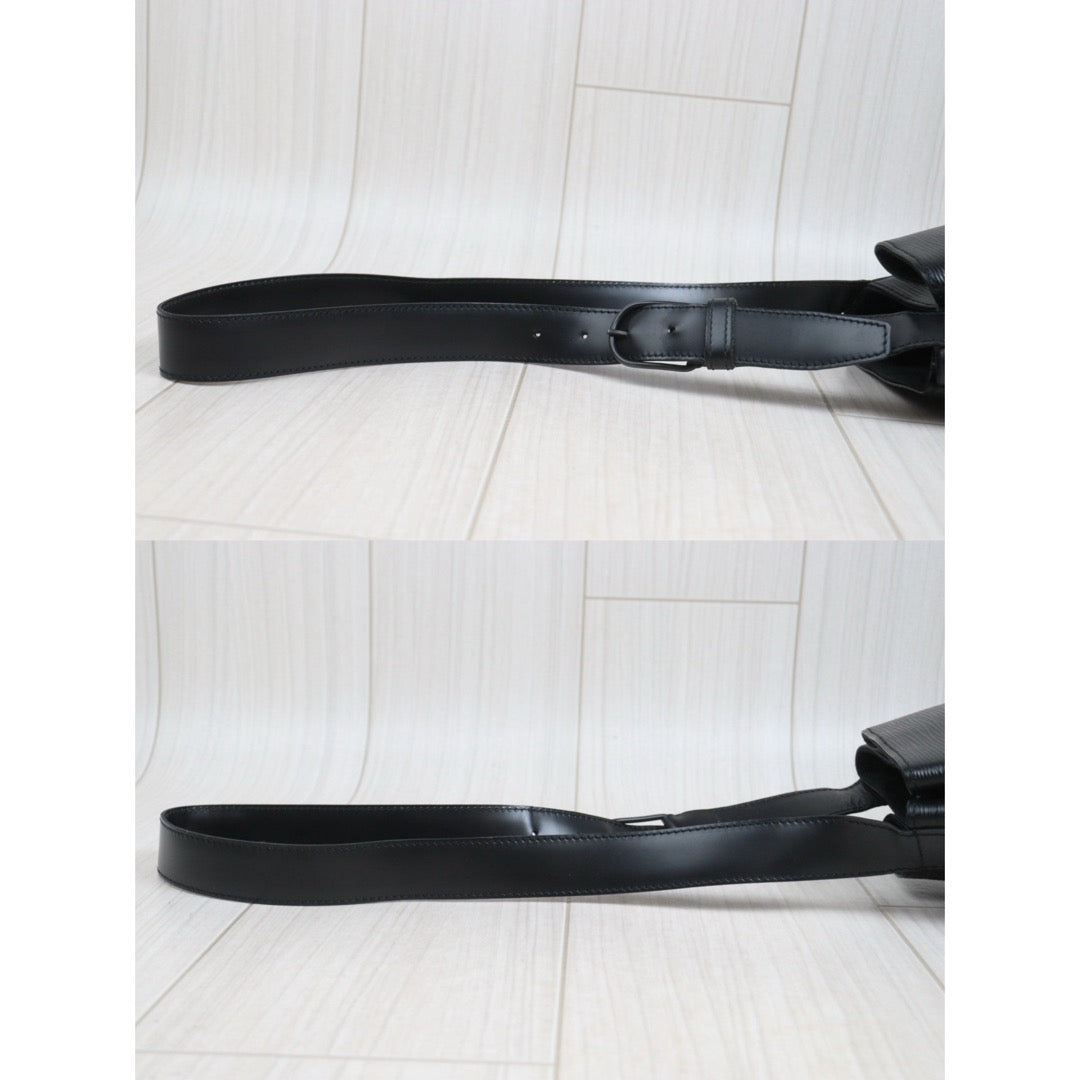 Include Entrupy Certificate of Authenticity｜Good ( Rank AB)｜Louis Vuitton Epi Sack de Paul GM Shoulder Bag Black｜26101408