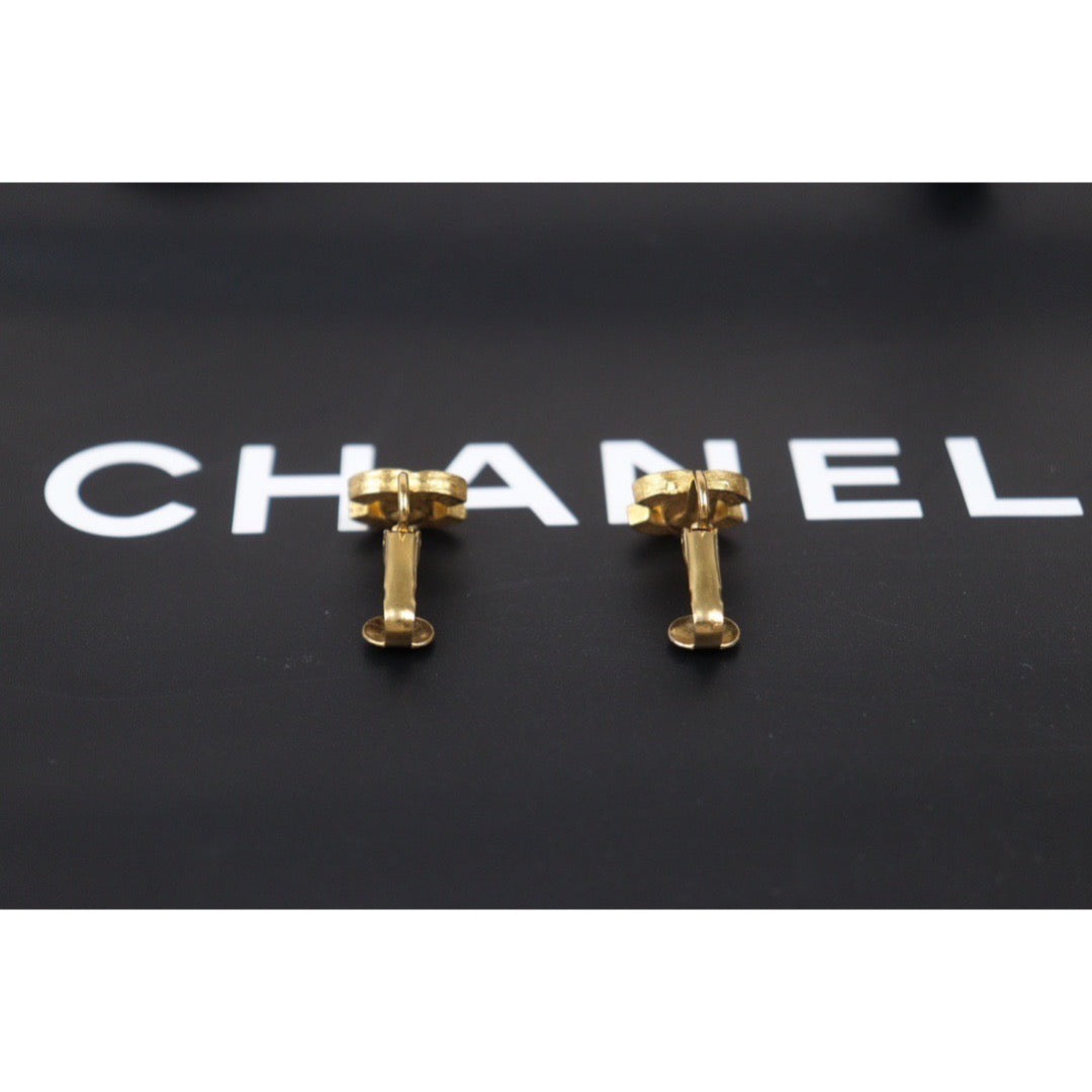 Rank AB ｜CHANEL COCO Mark Diamond Vintage Earrings ｜24062714