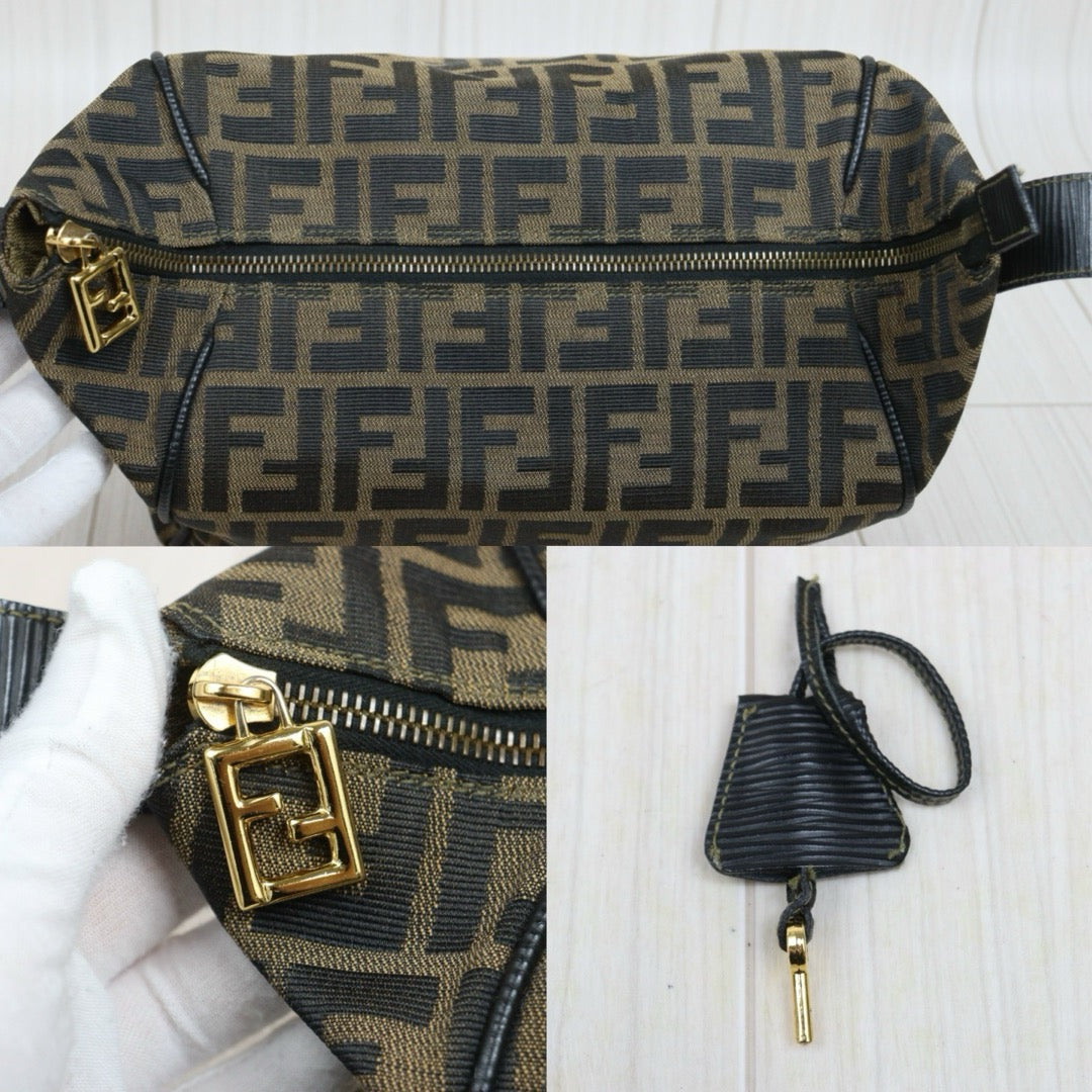 Include Entrupy Certificate of Authenticity｜Very Good ( Rank A)｜ FENDI GM Zucca Handbag ｜26061603