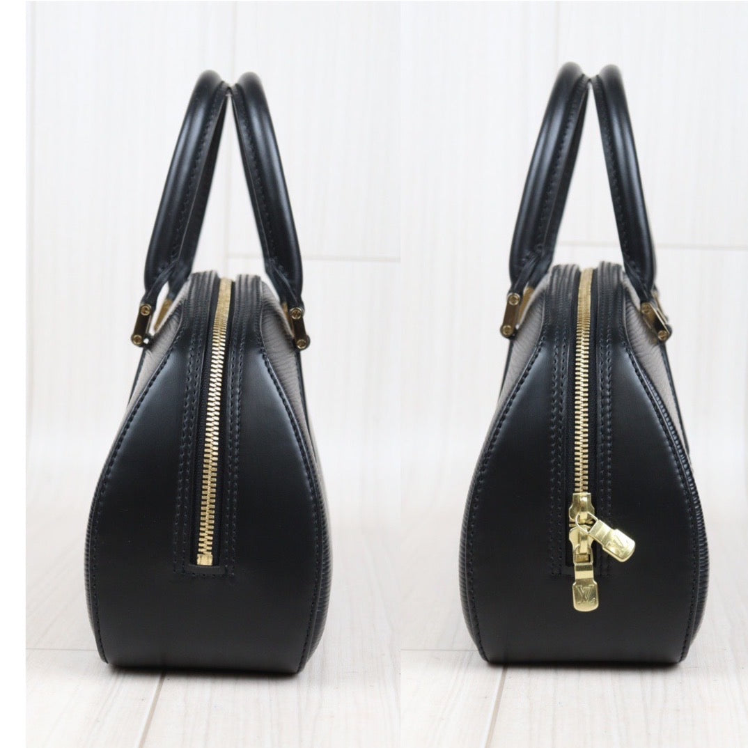 Rank A｜LV Epi Jasmine Handbag Black｜23110704