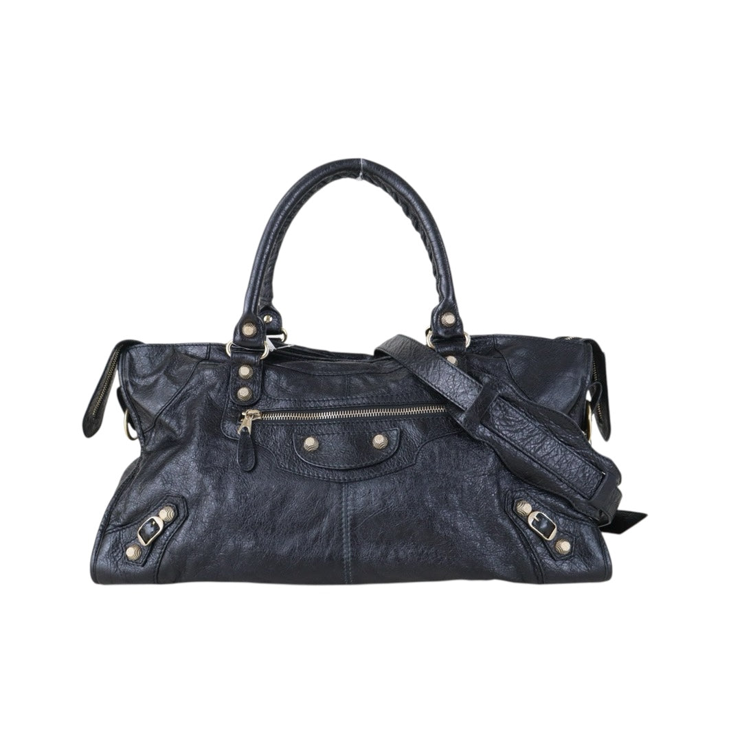 Official price: ¥440,000 JPY Include Entrupy Certificate of Authenticity｜Very Good ( Rank A)｜Balenciaga Chevre Leather Gaint Classic City Medium Black HandBag Shoulder Bag ｜Z26100207