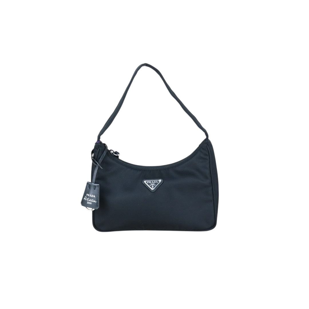Very Good ( Rank A) ｜ PRADA Re-Edition 2000 HOBO HandBag Black ｜S25082202