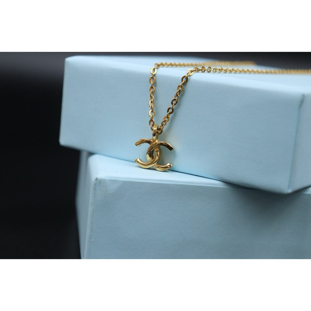 Very Good ( Rank A) ｜CHANEL COCO Mark  Golden  Necklace｜26030513