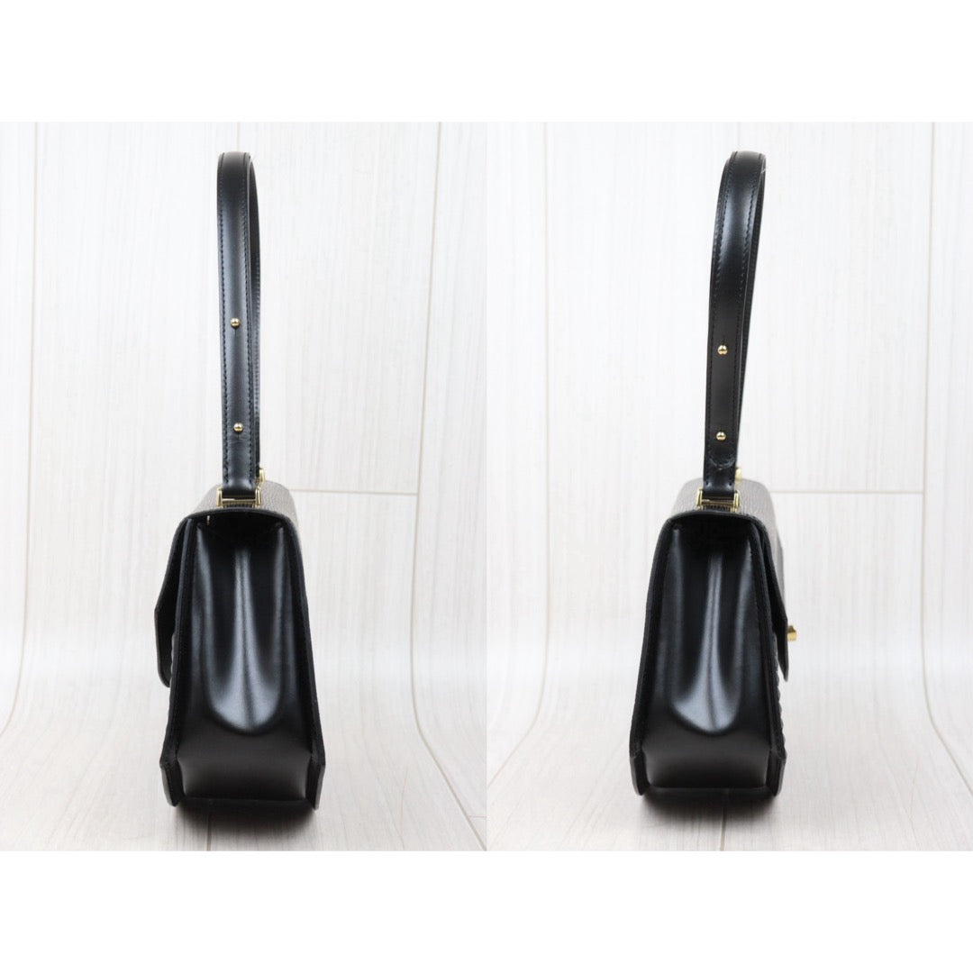 Very Good ( Rank A)｜LV  Epi Tilsitt Shoulder bag Black｜25022405