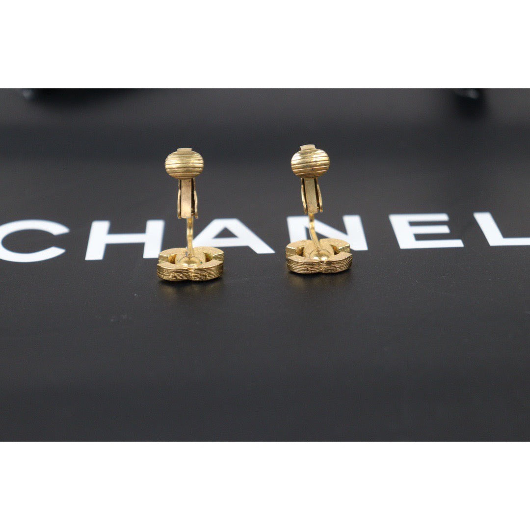 Rank AB ｜CHANEL COCO Mark Diamond Vintage Earrings ｜24062714