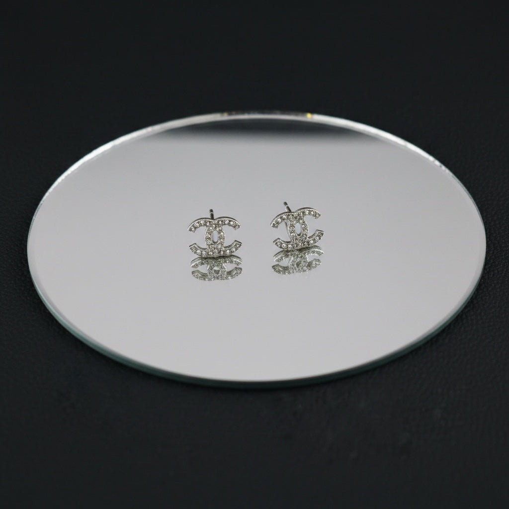 Include Authentic Detective Certificate of Authenticity｜Very Good ( Rank A) ｜CHANEL B15C COCO Mark Rhinestone Earrings Made In 2015Year｜S26051503