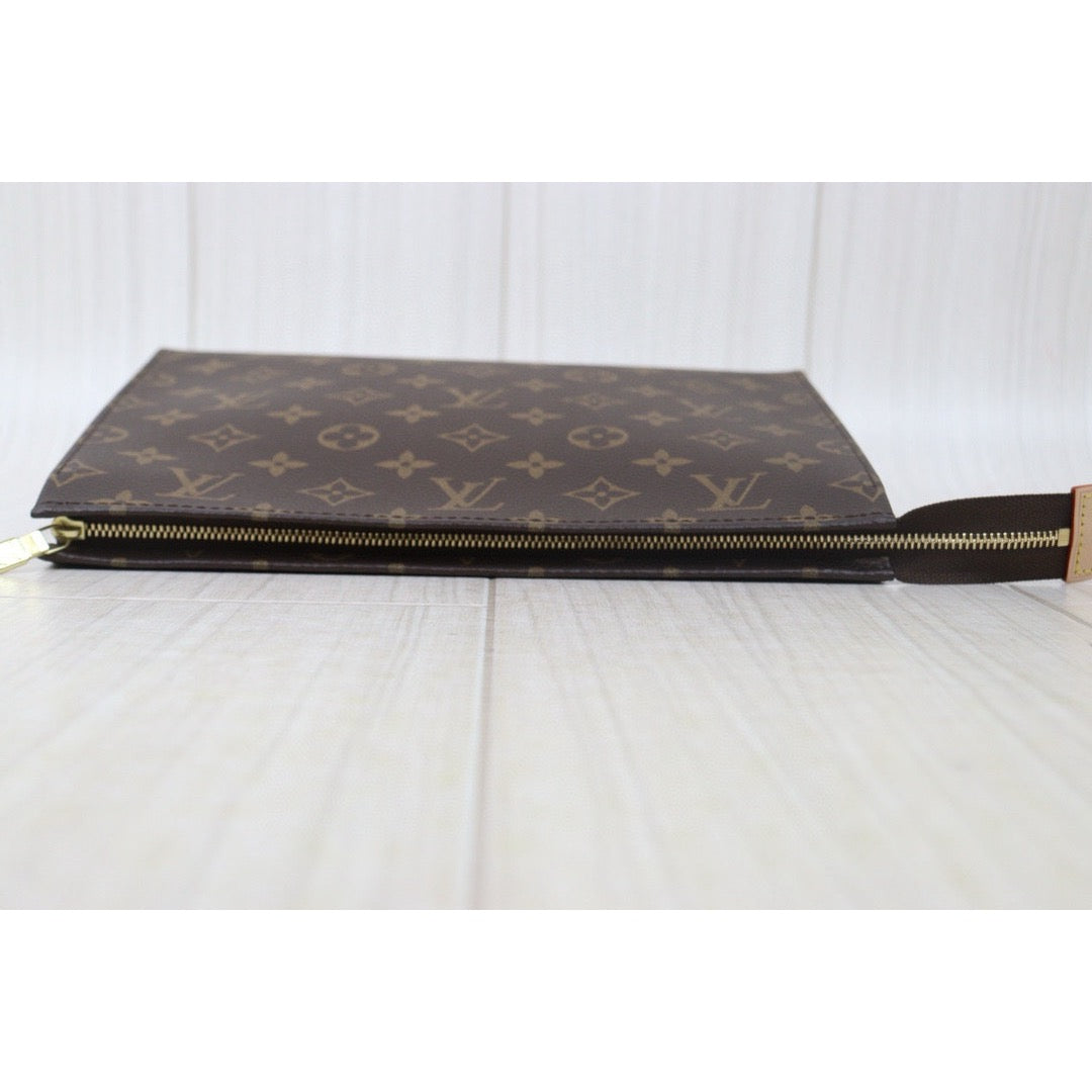 Very Good ( Rank A)｜ LV Monogram Pochette Toilette 26 ｜V24103116