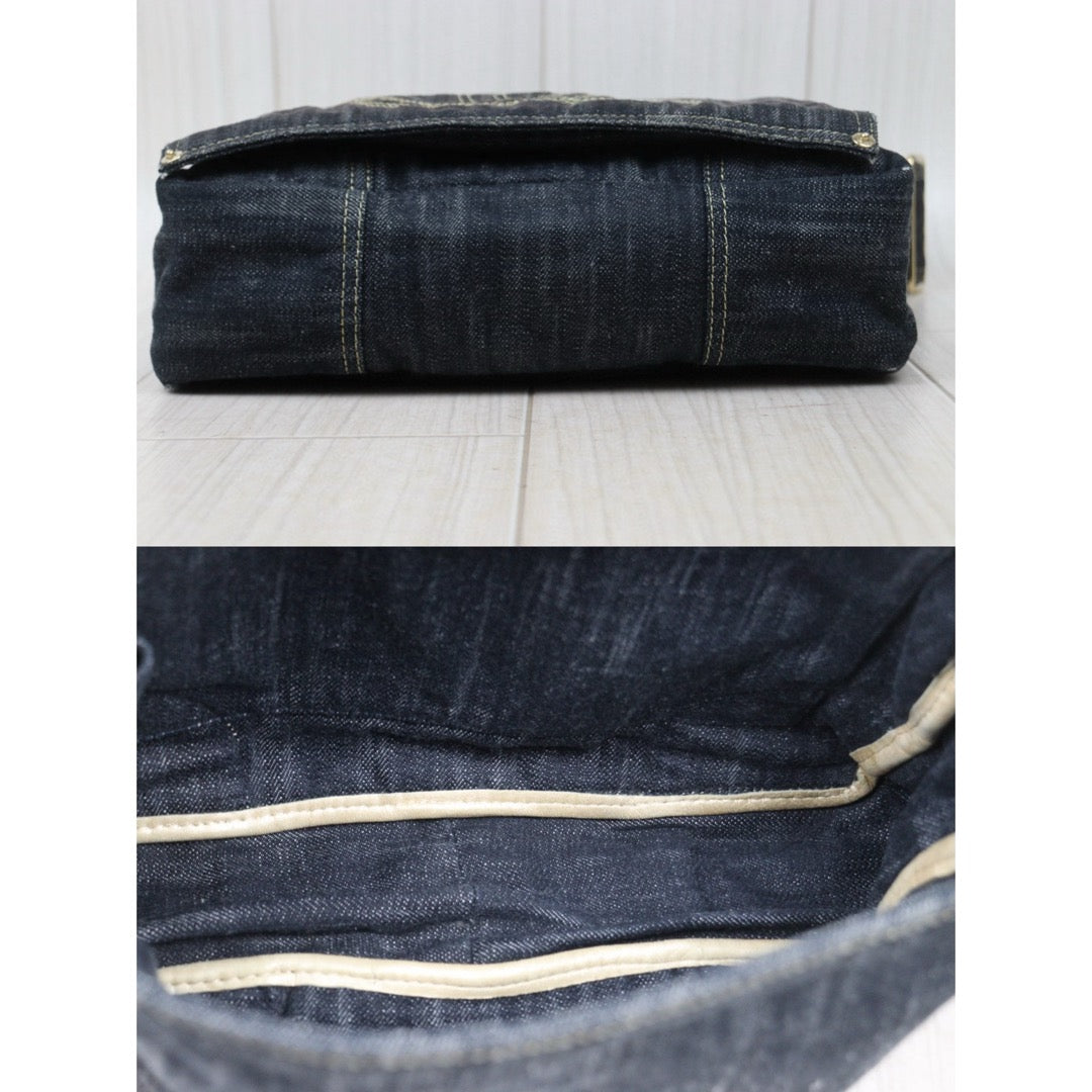 Good ( Rank AB)｜ CHANEL  Denim Blue Shoulder Bag Made in 2005-2006 Year｜P25012208