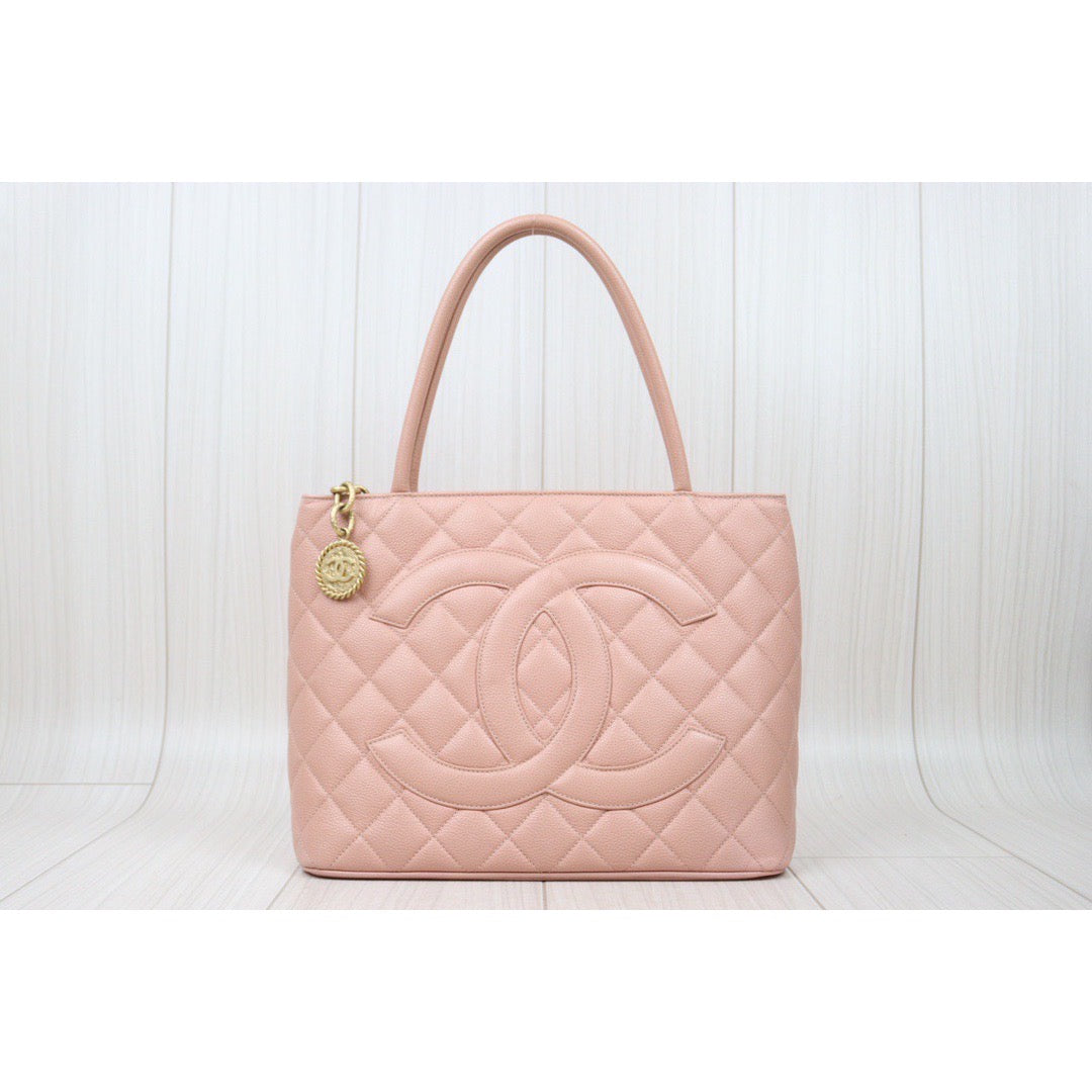 Rank A｜ CHANEL Caviar Skin Leather Calf Leather Tote Bag Pink Made In 2000～2002Year｜24042909