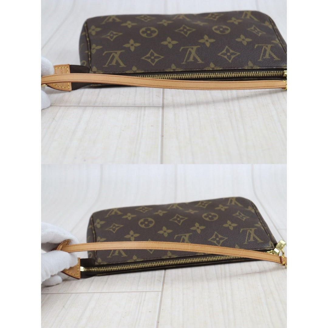 Very Good ( Rank A)｜LV Monogram Pochette Accessoires ｜25092603