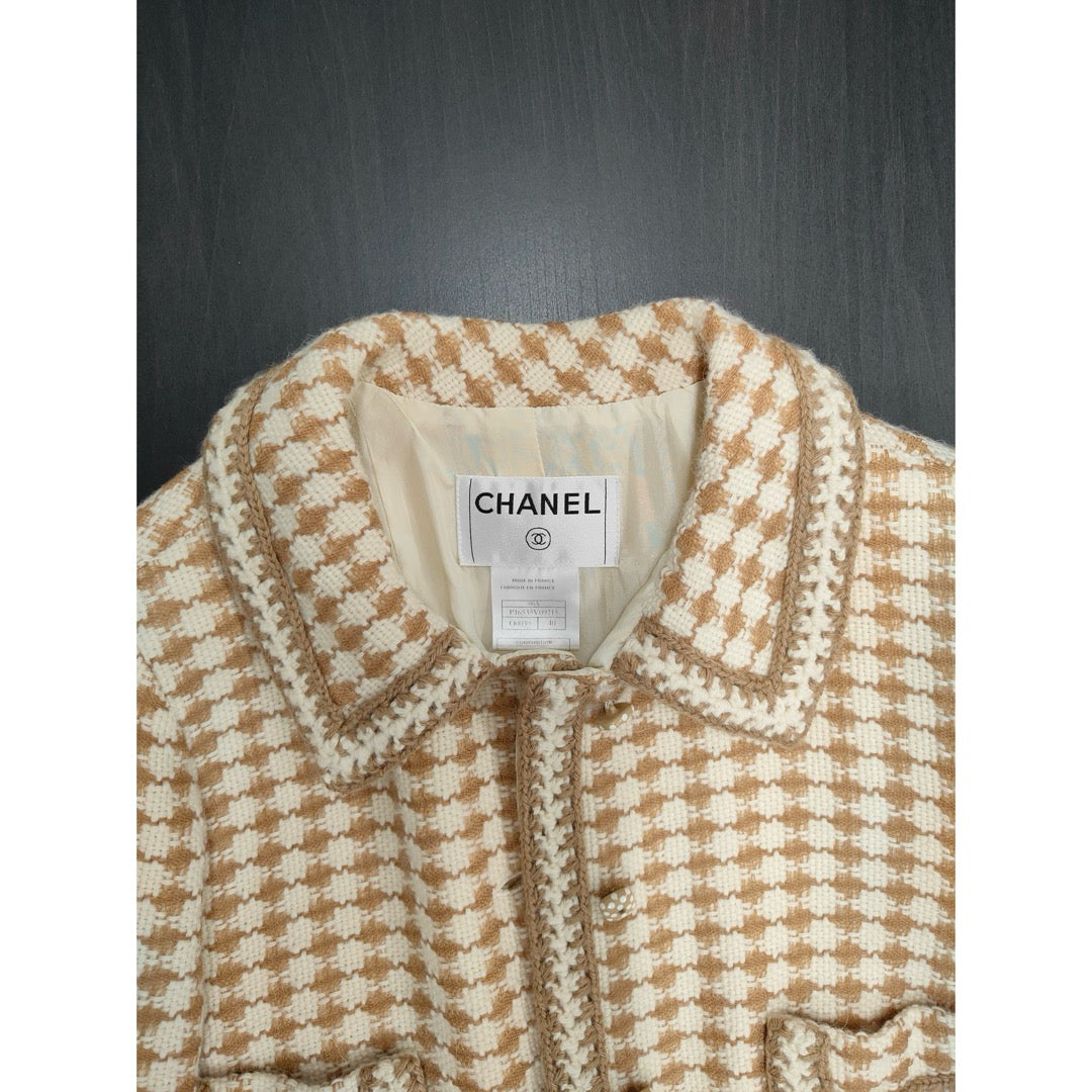 Very Good ( Rank A) ｜ CHANEL 00A Wool Houndstooth Coat 40 size  ｜W25102107