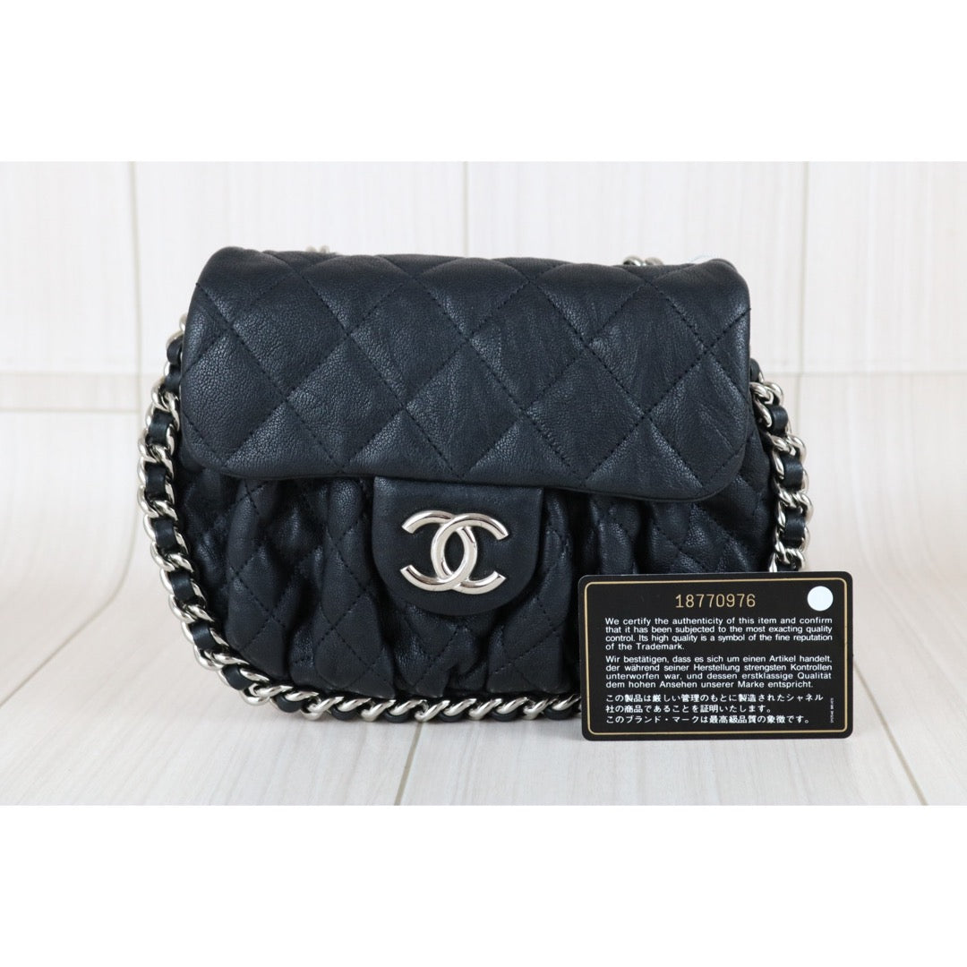 Include Entrupy Certificate of Authenticity｜Very Good ( Rank A)｜ CHANEL Calf Leather Chain Around Cloud Bag Shoulder Bag Black PM Made In 2013-2014Year｜S26031510