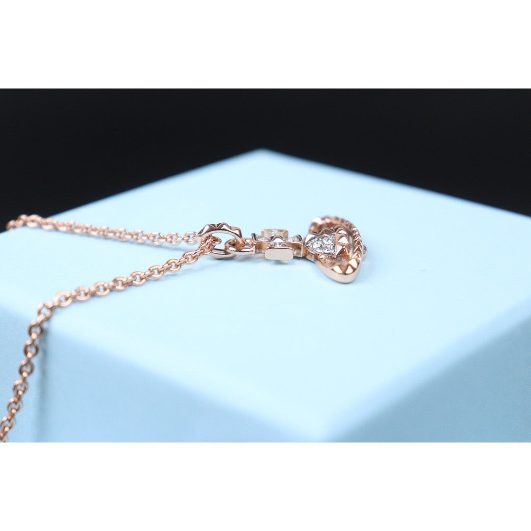 Rank A ｜Vivienne Westwood Diamond Necklace  ｜Q24053023