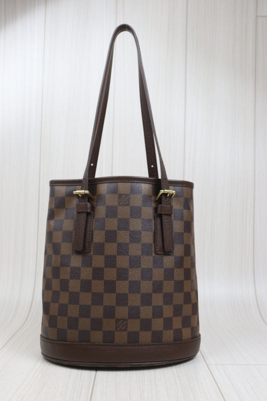 Include Entrupy Certificate of Authenticity｜Very Good ( Rank A) ｜ Louis Vuitton Damier Ebene Marais Bucket PM Shoulder Strap｜26101906