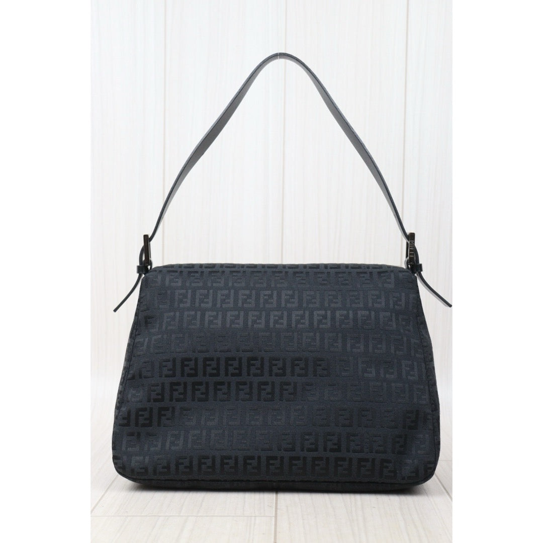 Good ( Rank AB)｜ FENDI Mamma Baguette Shoulder Bag Black ｜24091207