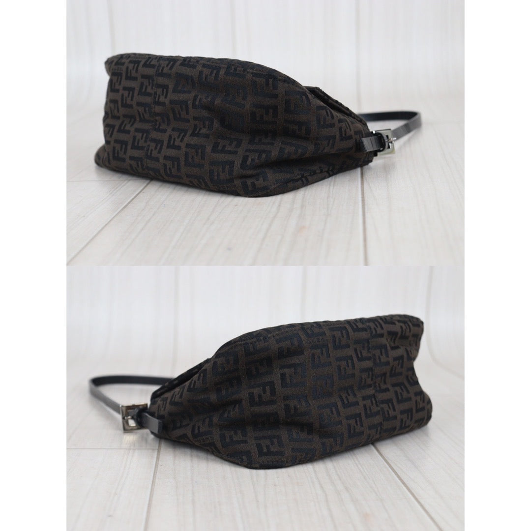 Rank A｜ FENDI Mamma Shoulder Bag ｜23091531