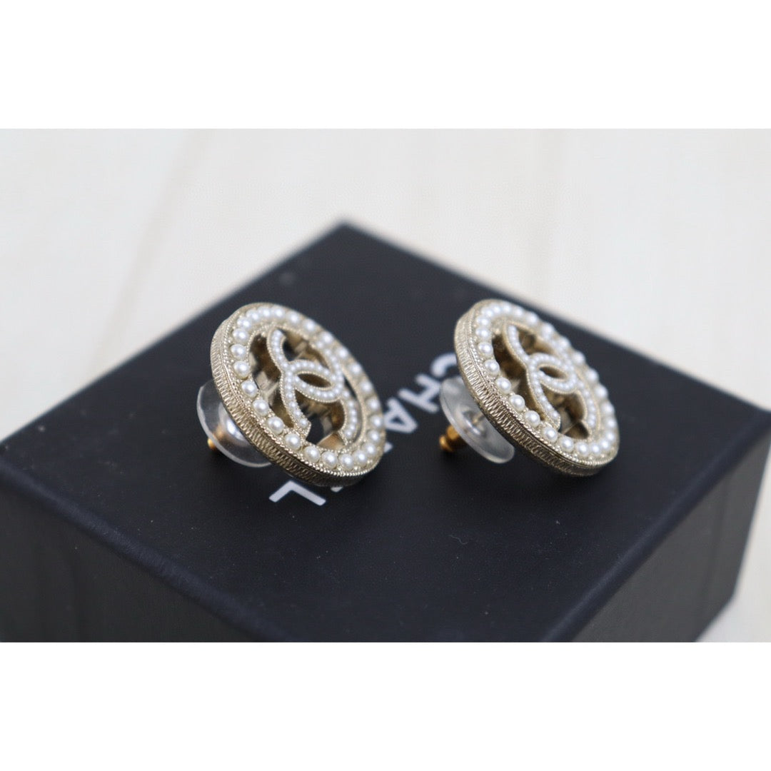Very Good ( Rank A)｜CHANEL COCO Mark Diamond Pearl Earrings ｜H25011106