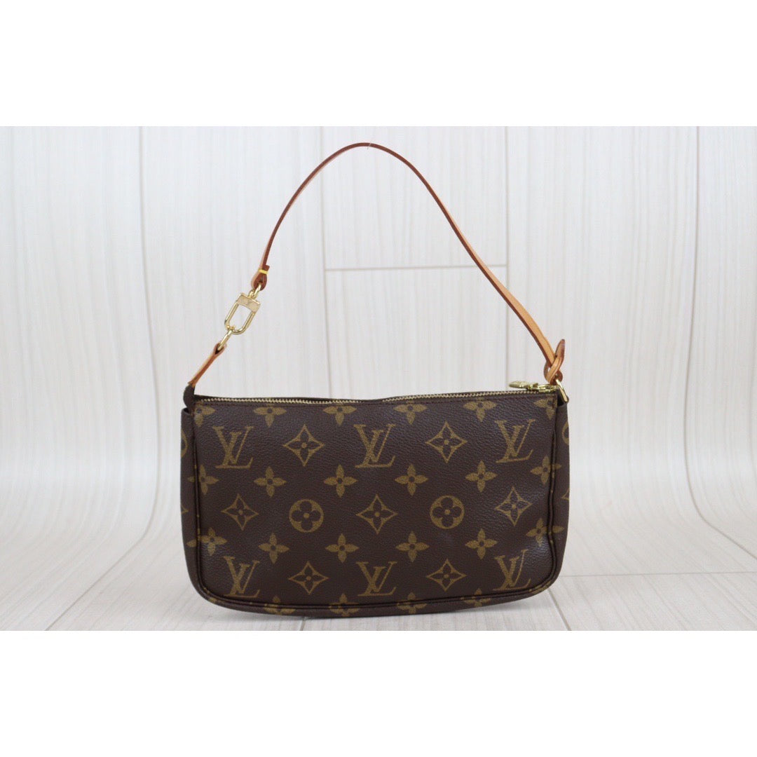 Rank A ｜ LV Monogram Pochette Accessoires ｜23100604