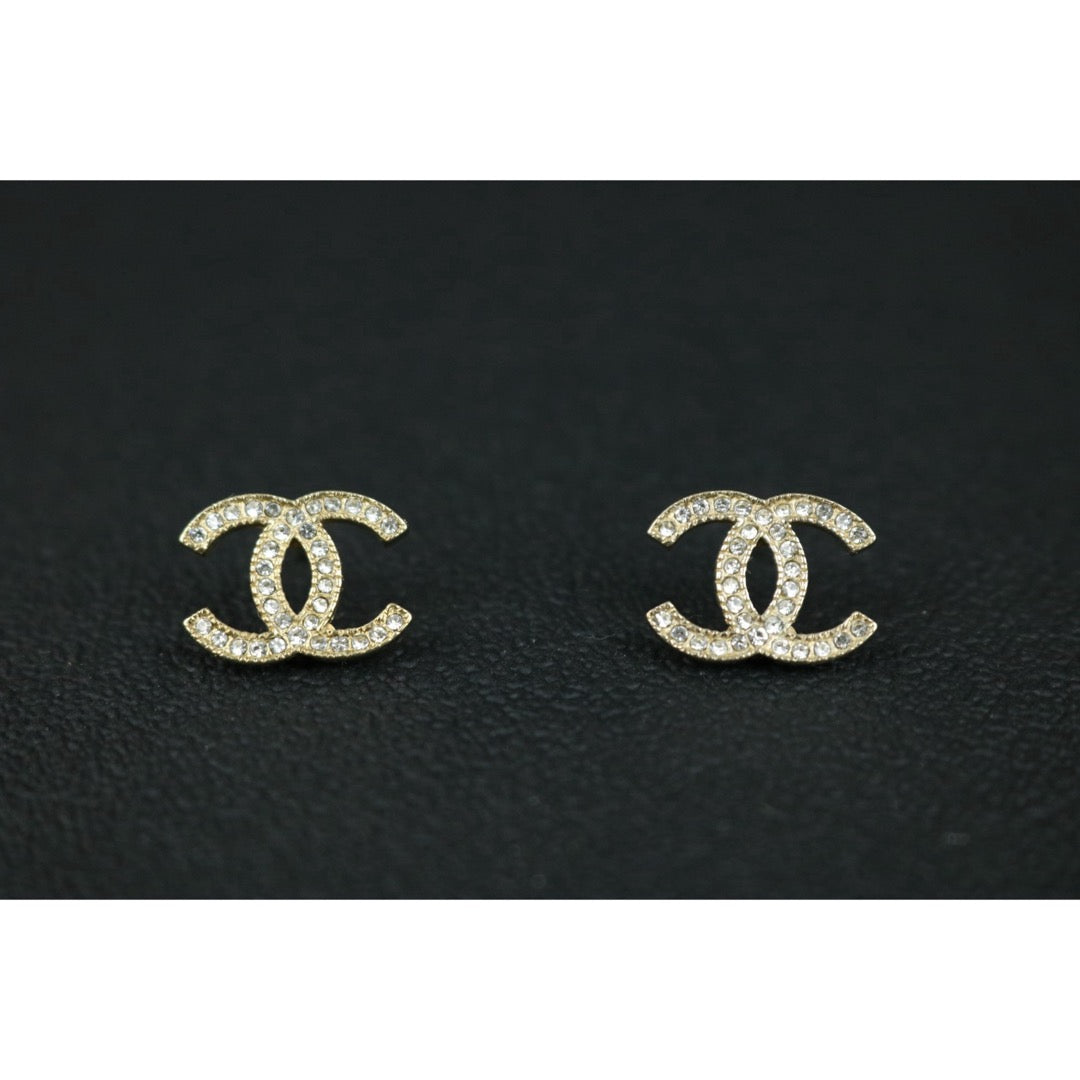 Include Authentic Detective Certificate of Authenticity｜Very Good ( Rank A) ｜CHANEL A13A COCO Mark Rhinestone Earrings Made In 2013 Year｜S26062501