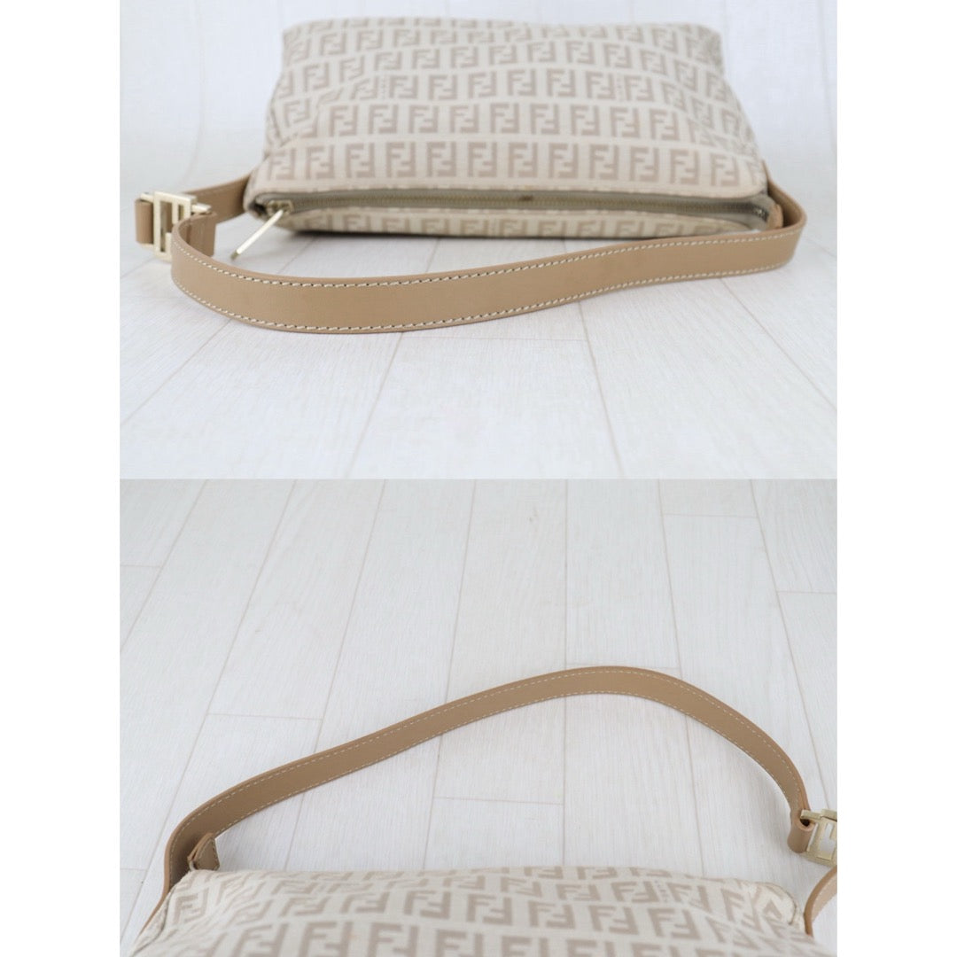 Good ( Rank AB) ｜ FENDI Zucca Mamma Baguette Shoulder Bag Beige｜H25090810
