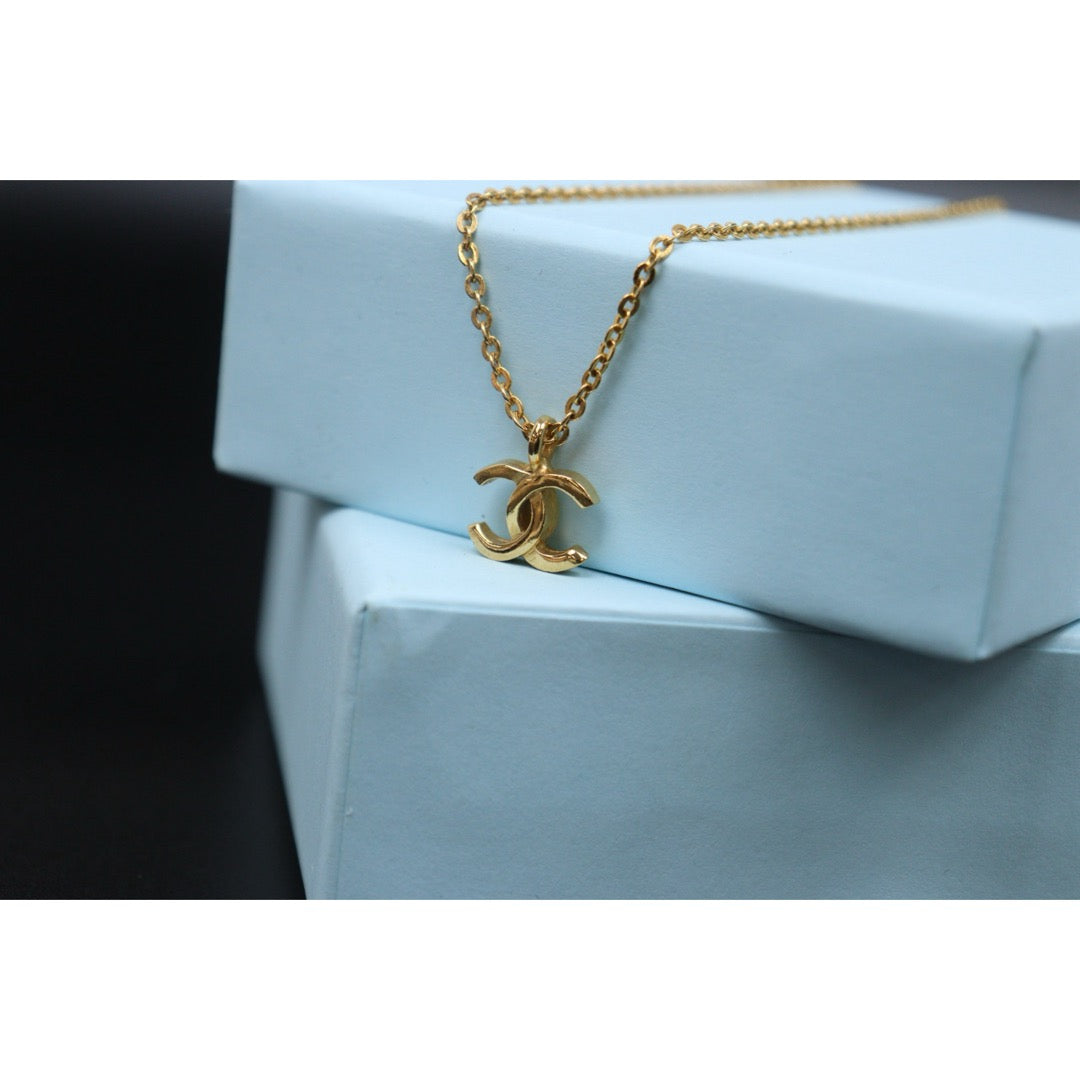 Very Good ( Rank A) ｜CHANEL COCO Mark  Golden  Necklace｜26030513