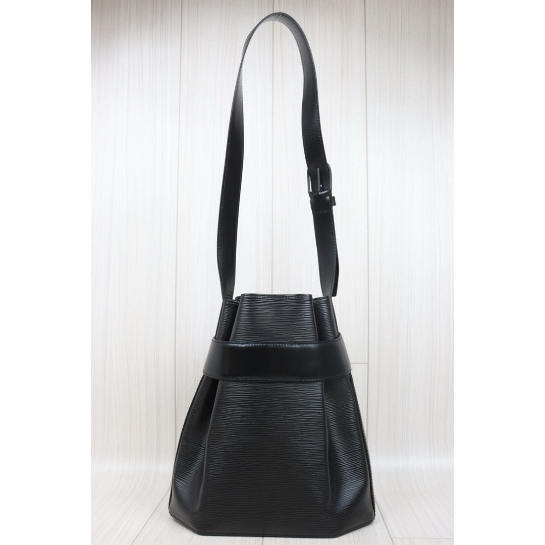 Very Good ( Rank A) ｜ LV Epi Sack de Paul Shoulder Bag｜25061701