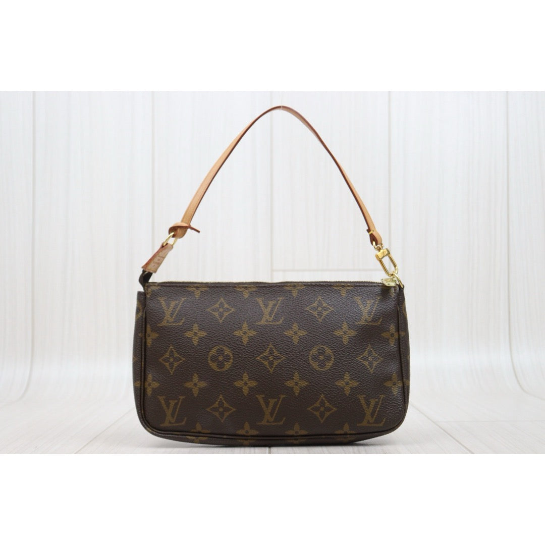 Good ( Rank AB)｜LV Monogram Pochette Accessoires ｜25073104