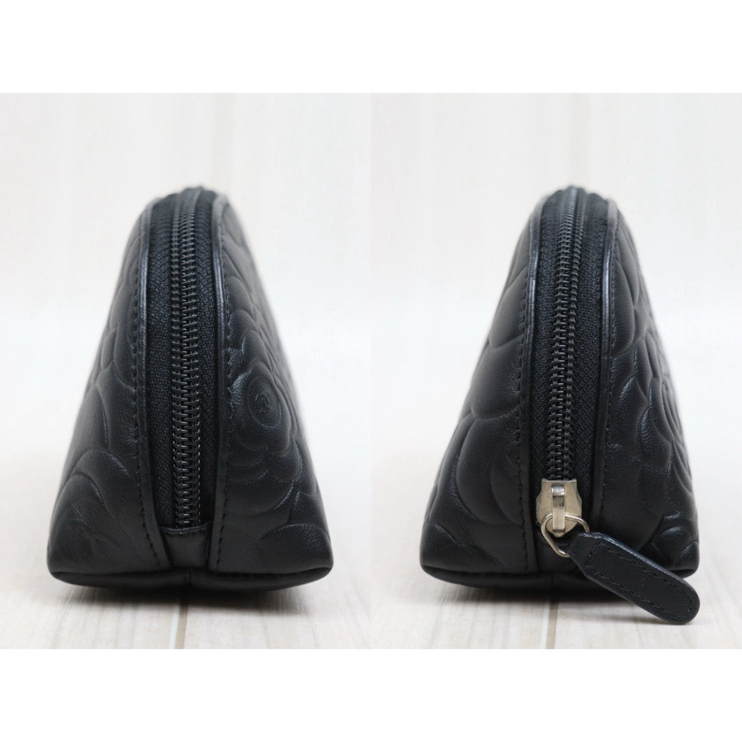 Very Good ( Rank A)｜ CHANEL Lambskin Camellia Cosme Pouch Black Made In 2012Year｜26022403