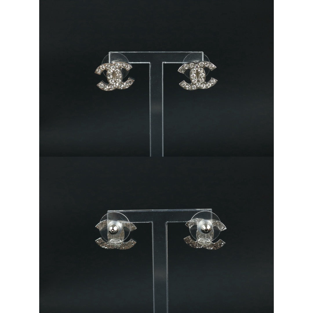 Include Authentic Detective Certificate of Authenticity｜Very Good ( Rank A) ｜CHANEL 05V COCO Mark  Rhinestone Earrings Made In 2005Year｜S26061006