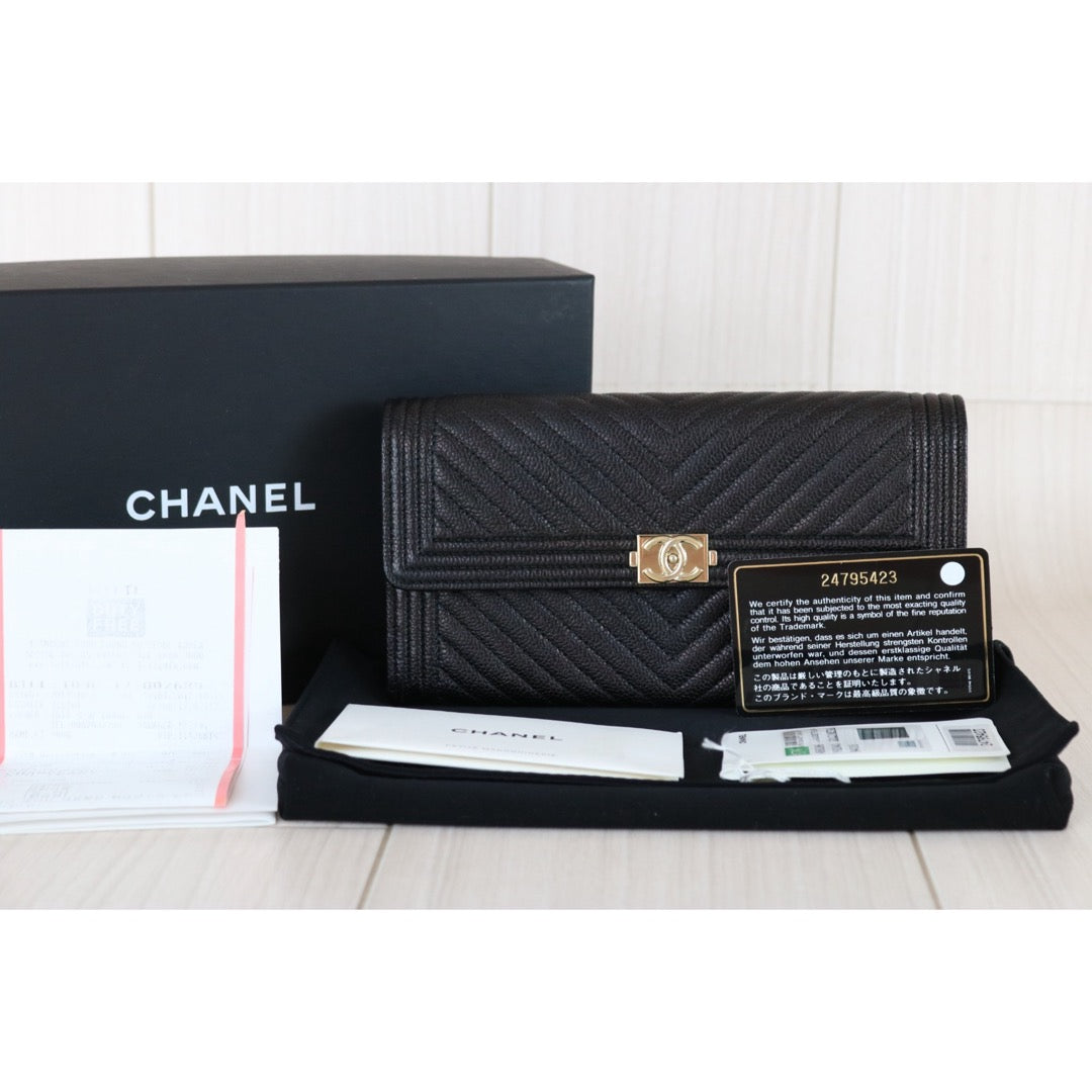 Include Entrupy Certificate of Authenticity｜Very Good ( Rank A)｜Full Set CHANEL Leboy Caviar Skin Black Long Wallet Made In 2017-2018Year｜X26031202