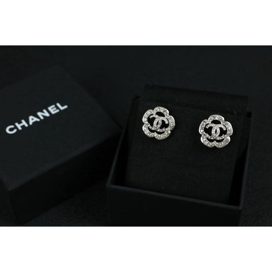 Include Authentic Detective Certificate of Authenticity｜Very Good ( Rank A) ｜CHANEL C21V COCO Mark Camellia Rhinestone Earrings Made In 2021Year｜S26061605