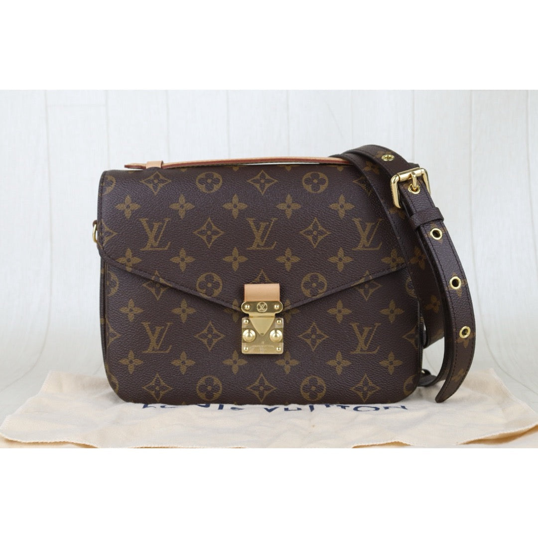 Include Entrupy Certificate of Authenticity｜Very Good ( Rank A)｜LV Monogram Pichette Metis ShoulderBag  ｜S26072515