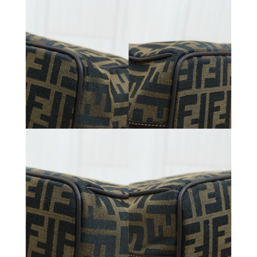 Include Entrupy Certificate of Authenticity｜Good ( Rank AB)｜ FENDI Zucca  GM Vanity Pouch｜26100804