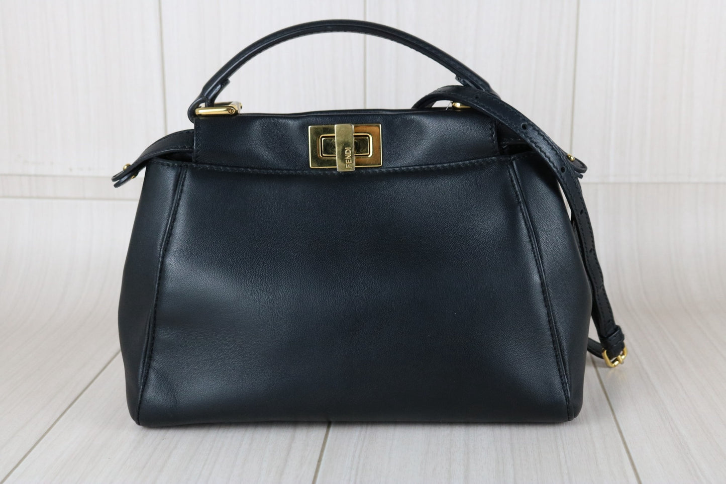 Very Good （Rank A） ｜ FENDI Calf Leather Peekapoo iconic mini Handbag With Shoulder Bag Black｜S26011707