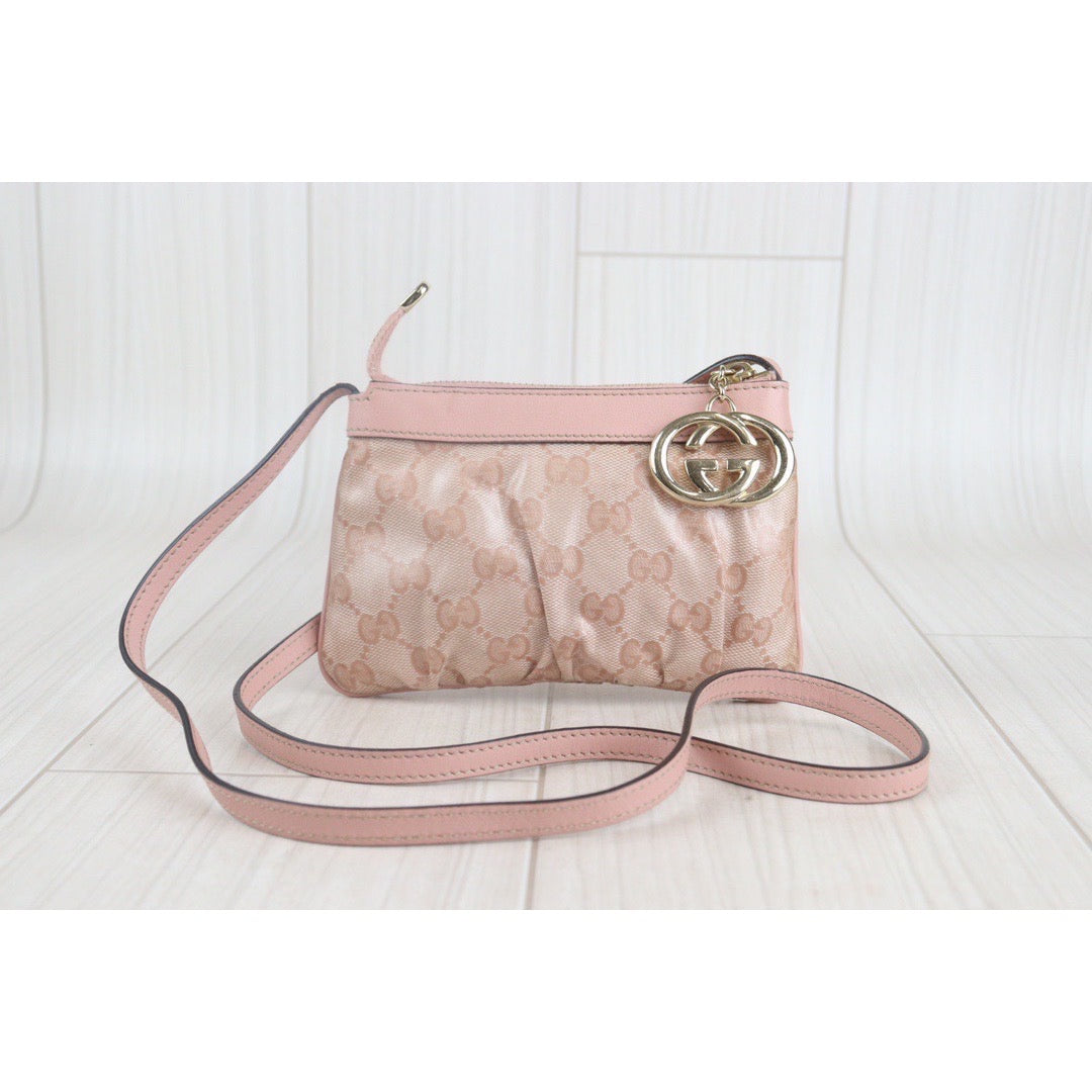 Pink vintage best sale gucci bag