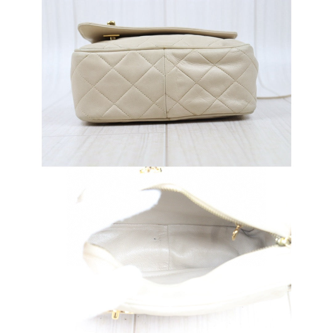 Good ( Rank AB)｜ CHANEL Matrasse Chain Camera Bag 18 Shoulder Bag Beige Made in 1991-1994Year ｜P24120210