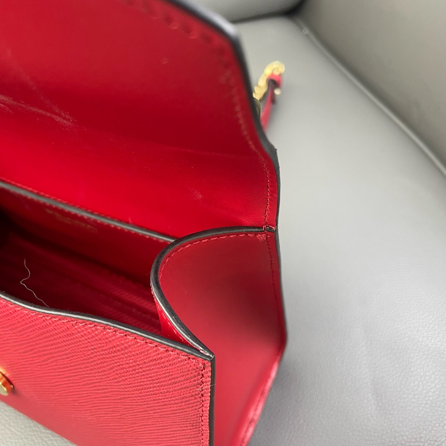 First installment 1/3｜ PRADA Shoulder Bag Red