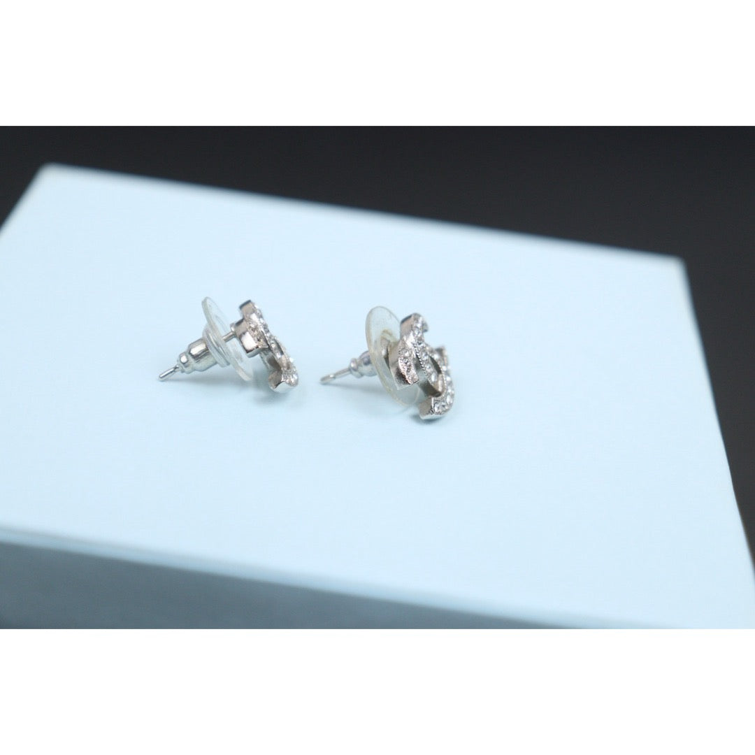 Good ( Rank AB)｜ CHANEL Coco Mark Rhinestone Earrings Silver｜V25100718
