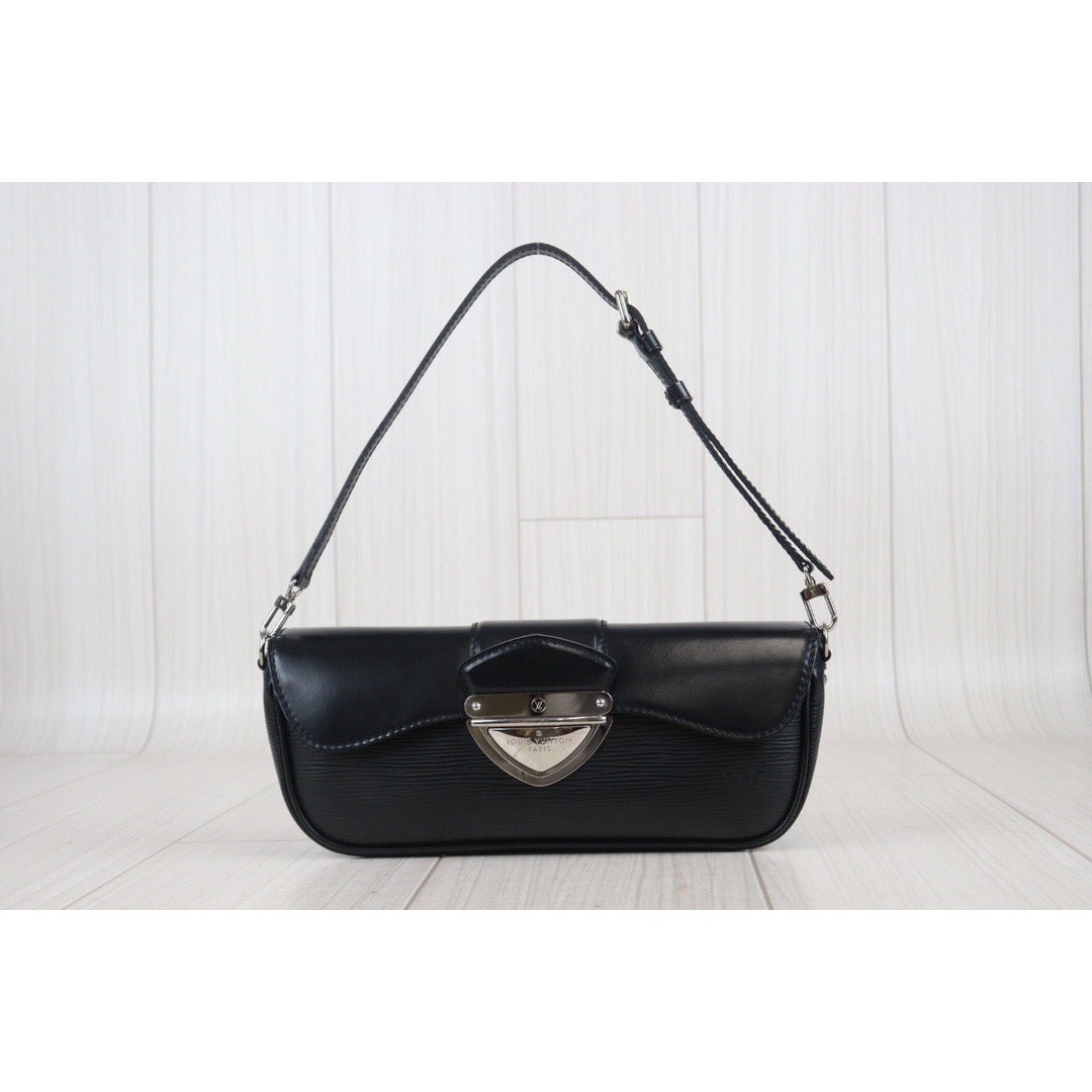 Rank A｜ LV Epi Shoulder Bag Black｜23092210