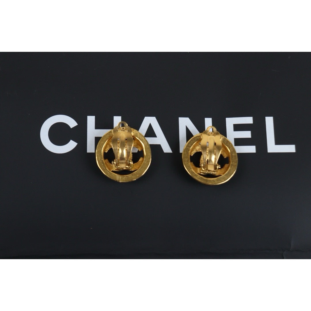 Rank A ｜CHANEL Coco Mark Gold 24 Plated Earrings ｜24010507