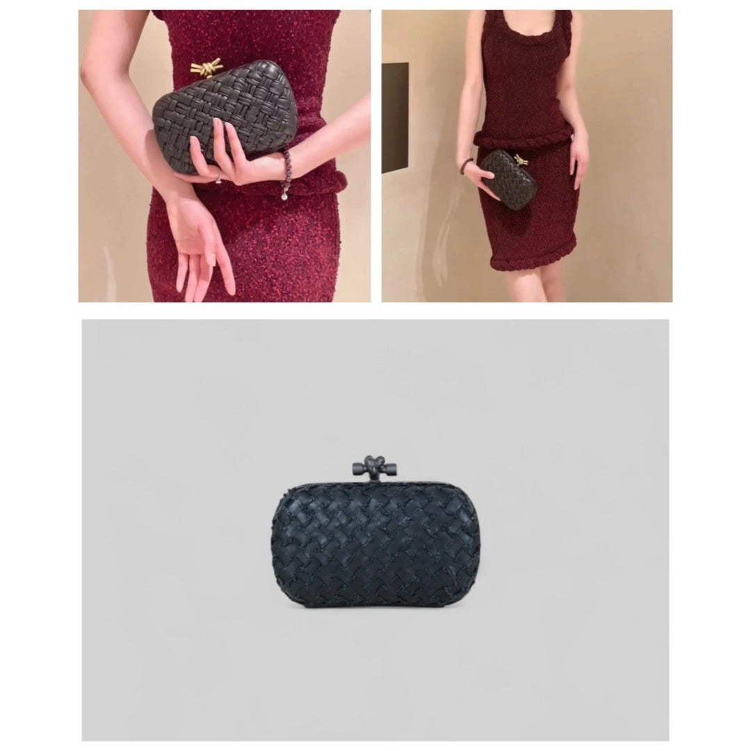 Very Good ( Rank A)｜  Bottega Veneta  Snakeskin Braid Knot Clutch Bag ｜X25042313